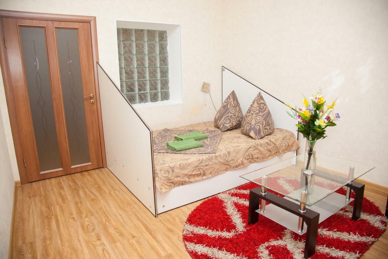 Semi-Luxury Apartment On Zhukovskogo Street 57 Zaporizhia Εξωτερικό φωτογραφία