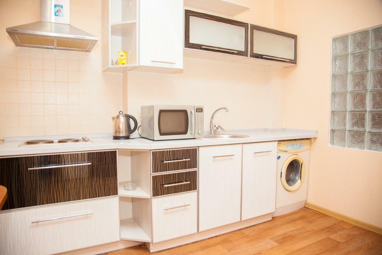 Semi-Luxury Apartment On Zhukovskogo Street 57 Zaporizhia Εξωτερικό φωτογραφία